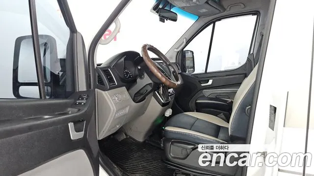 2024 Hyundai Solati 15-seater Sold VIN KMJUG17RPRC006888 – dashboard 2024 Hyundai Solati 15-seater Sold VIN KMJUG17RPRC006888 – dashboard