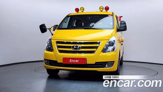 2017 Hyundai Grand Starex Guard car of children Sold VIN KMJWA37KBHU889963 – photo 11