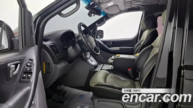 2017 Hyundai Grand Starex 11-Seater Wagon Sold VIN KMJWA37KBHU890084 – odometer reading 2017 Hyundai Grand Starex 11-Seater Wagon Sold VIN KMJWA37KBHU890084 – odometer reading