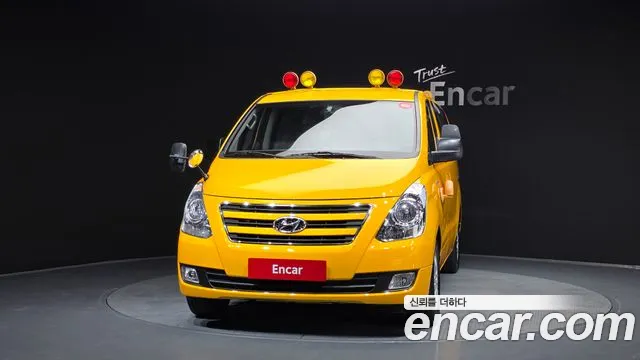 2017 Hyundai Grand Starex Guard car of children – VIN KMJWA37KBHU895215 2017 Hyundai Grand Starex Guard car of children VIN KMJWA37KBHU895215