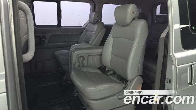 2017 Hyundai Grand Starex 11-Seater Wagon Sold VIN KMJWA37KBHU917770 – photo 17 2017 Hyundai Grand Starex 11-Seater Wagon Sold VIN KMJWA37KBHU917770 – photo 17