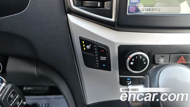 2018 Hyundai Grand Starex 12-Seater Wagon Sold VIN KMJWA37KBJU932094 – front exterior