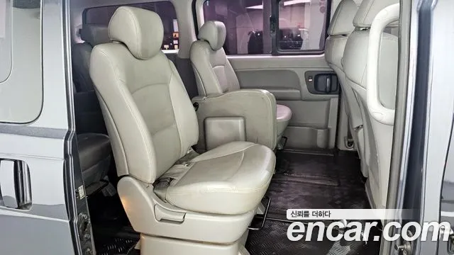 2018 Hyundai Grand Starex 11-Seater Wagon Sold VIN KMJWA37KBJU938675 – photo 14 2018 Hyundai Grand Starex 11-Seater Wagon Sold VIN KMJWA37KBJU938675 – photo 14