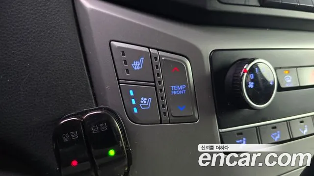 2018 Hyundai The New Grand Starex Wagon 12-Seater Sold VIN KMJWA37KBJU975432 – front exterior