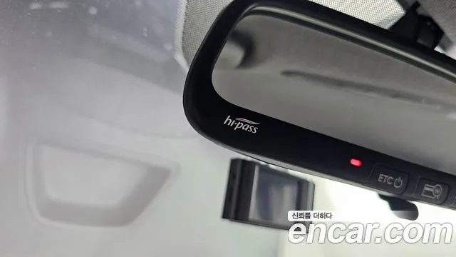 2019 Hyundai The New Grand Starex Wagon 11-Seater Sold VIN KMJWA37KBKU001403 – dashboard