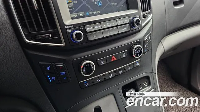 2019 Hyundai The New Grand Starex Wagon 11-Seater Sold VIN KMJWA37KBKU001403 – photo 12