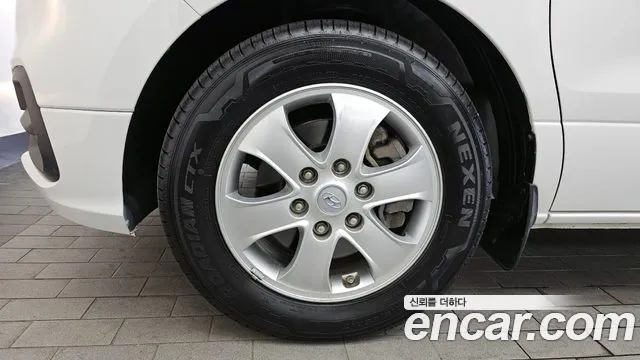 2019 Hyundai The New Grand Starex Wagon 12-Seater Sold VIN KMJWA37KBKU016260 – photo 13