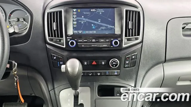 2019 Hyundai The New Grand Starex Wagon 12-Seater Sold VIN KMJWA37KBKU016260 – photo 21