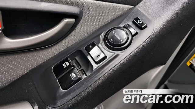 2019 Hyundai The New Grand Starex Wagon 11-Seater Sold VIN KMJWA37KBKU046664 – dashboard