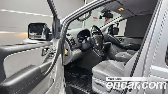 2019 Hyundai The New Grand Starex Wagon 11-Seater Sold VIN KMJWA37KBKU046664 – photo 15