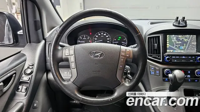 2019 Hyundai The New Grand Starex Wagon 11-Seater Sold VIN KMJWA37KBKU046664 – photo 17
