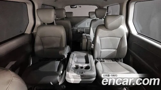 2019 Hyundai The New Grand Starex Wagon 11-Seater Sold VIN KMJWA37KBKU046664 – photo 22