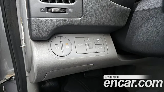 2019 Hyundai The New Grand Starex Wagon 11-Seater Sold VIN KMJWA37KBKU046664 – photo 30