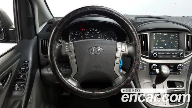 2019 Hyundai The New Grand Starex Wagon 12-Seater Sold VIN KMJWA37KBKU055895 – exterior detail