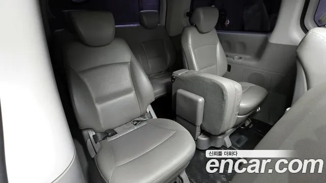 2019 Hyundai The New Grand Starex Wagon 12-Seater Sold VIN KMJWA37KBKU055895 – photo 12