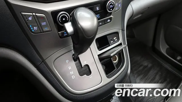 2019 Hyundai The New Grand Starex Wagon 12-Seater Sold VIN KMJWA37KBKU055895 – photo 17