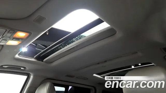2019 Hyundai The New Grand Starex Wagon 12-Seater Sold VIN KMJWA37KBKU055895 – photo 18