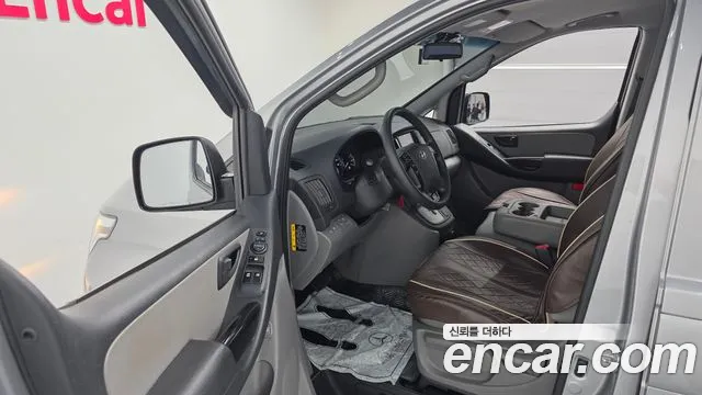 2019 Hyundai The New Grand Starex Wagon 12-Seater Sold VIN KMJWA37KBKU059171 – photo 13 2019 Hyundai The New Grand Starex Wagon 12-Seater Sold VIN KMJWA37KBKU059171 – photo 13
