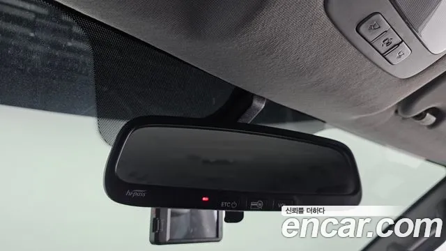2019 Hyundai The New Grand Starex Wagon 12-Seater Sold VIN KMJWA37KBKU065482 – rear exterior