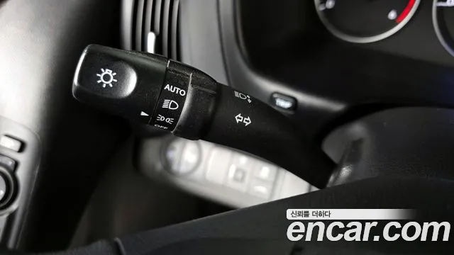 2019 Hyundai The New Grand Starex Wagon 12-Seater Sold VIN KMJWA37KBKU065482 – photo 12