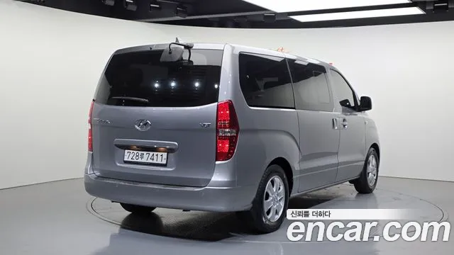 2019 Hyundai The New Grand Starex Wagon 12-Seater Sold VIN KMJWA37KBKU065482 – photo 15