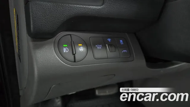 2019 Hyundai The New Grand Starex Wagon 12-Seater Sold VIN KMJWA37KBKU068320 – photo 29