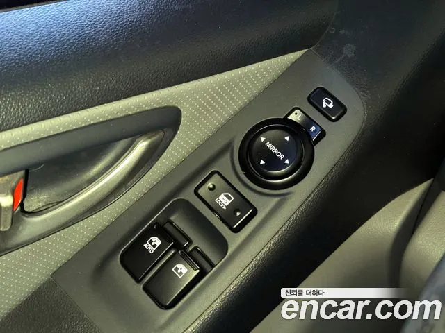 2019 Hyundai The New Grand Starex Wagon 12-Seater Sold VIN KMJWA37KBKU079137 – photo 15