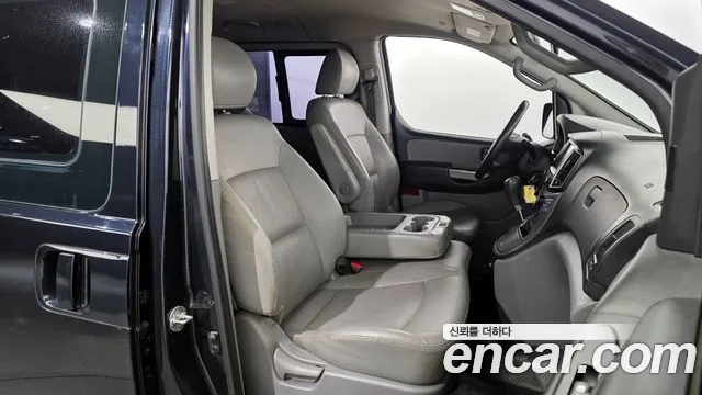 2019 Hyundai The New Grand Starex Wagon 12-Seater Sold VIN KMJWA37KBKU079137 – photo 18