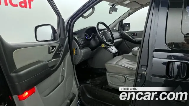 2019 Hyundai The New Grand Starex Wagon 12-Seater Sold VIN KMJWA37KBKU079137 – photo 19