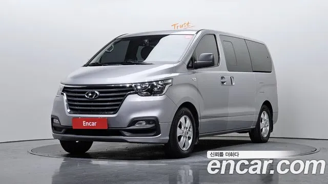 2019 Hyundai The New Grand Starex Wagon 12-Seater Sold VIN KMJWA37KBKU083515 – exterior detail 2019 Hyundai The New Grand Starex Wagon 12-Seater Sold VIN KMJWA37KBKU083515 – exterior detail
