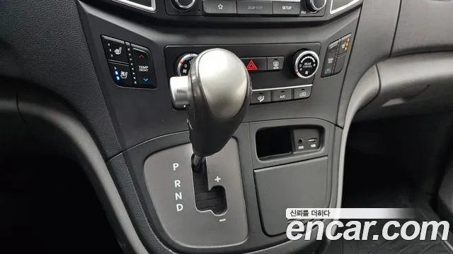 2019 Hyundai The New Grand Starex Wagon 12-Seater Sold VIN KMJWA37KBKU083515 – photo 20 2019 Hyundai The New Grand Starex Wagon 12-Seater Sold VIN KMJWA37KBKU083515 – photo 20