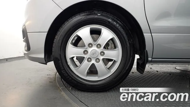 2019 Hyundai The New Grand Starex Wagon 12-Seater VIN KMJWA37KBKU087851
