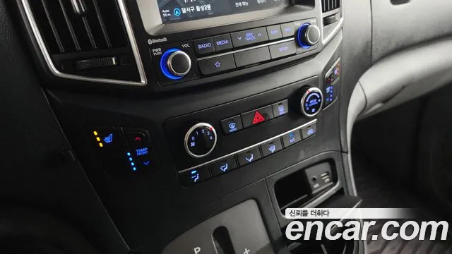 2019 Hyundai The New Grand Starex Wagon 12-Seater Sold VIN KMJWA37KBKU087851 – undercarriage