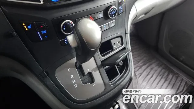 2019 Hyundai The New Grand Starex Wagon 12-Seater Sold VIN KMJWA37KBKU087851 – photo 11