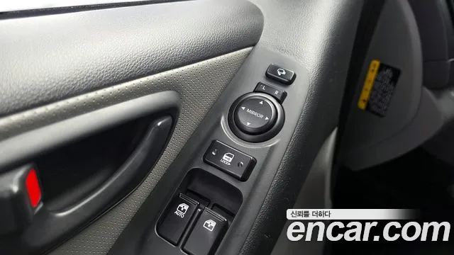 2019 Hyundai The New Grand Starex Wagon 12-Seater Sold VIN KMJWA37KBKU104919 – rear exterior