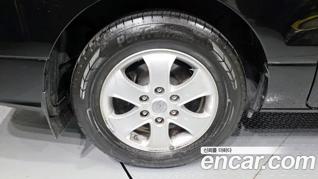 2019 Hyundai The New Grand Starex Wagon 12-Seater VIN KMJWA37KBKU104919