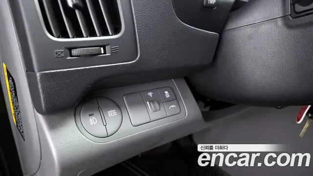 2019 Hyundai The New Grand Starex Wagon 12-Seater Sold VIN KMJWA37KBKU104919 – photo 14