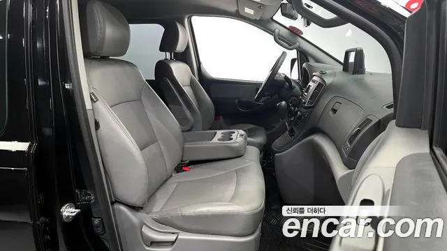 2019 Hyundai The New Grand Starex Wagon 12-Seater Sold VIN KMJWA37KBKU104919 – photo 21