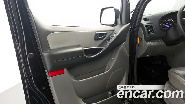 2019 Hyundai The New Grand Starex Wagon 12-Seater Sold VIN KMJWA37KBKU104919 – photo 23