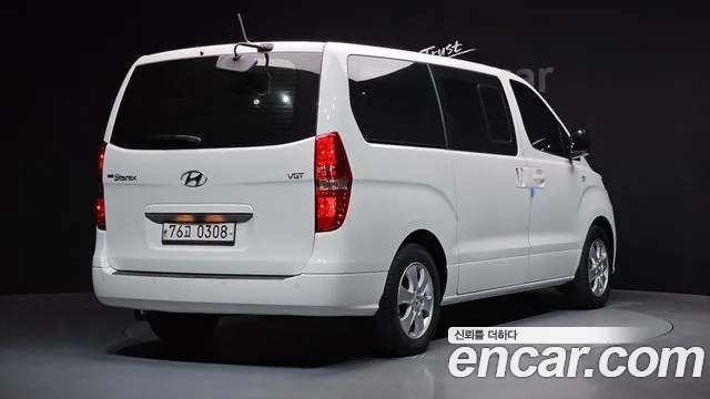 2020 Hyundai The New Grand Starex Wagon 12-Seater Sold VIN KMJWA37KBLU137394 – trunk area