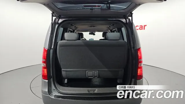2021 Hyundai The New Grand Starex Wagon 12-Seater Sold VIN KMJWA37KBMU183088 – trunk area