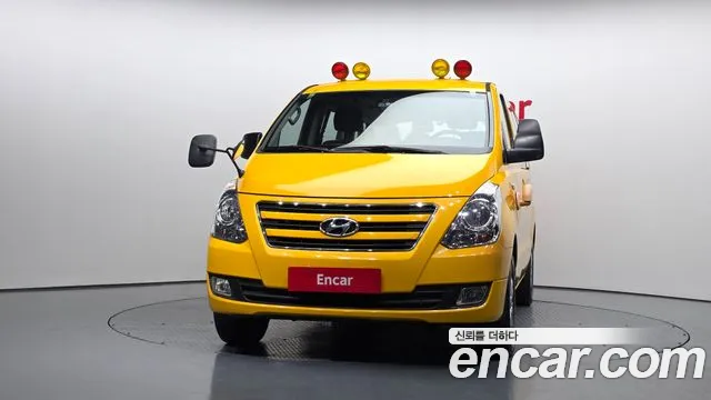 2017 Hyundai Grand Starex 4WD Guard car of chidren Sold VIN KMJWA37KDHU895688 – engine bay