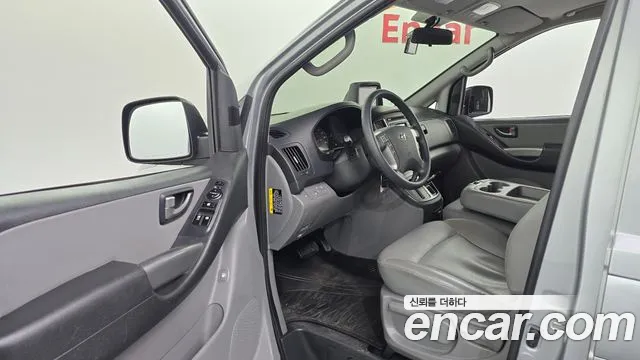 2018 Hyundai Grand Starex 12-Seater LPi Wagon Sold VIN KMJWA37TBJU949802 – exterior detail