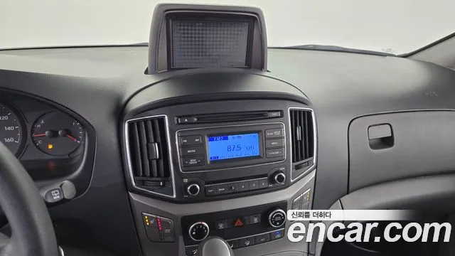 2018 Hyundai Grand Starex 12-Seater LPi Wagon Sold VIN KMJWA37TBJU949802 – trunk area