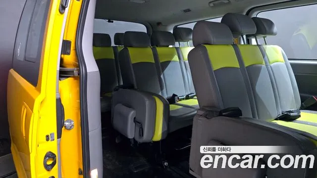 2019 Hyundai The New Grand Starex School Bus LPi Sold VIN KMJWA37TBKU073762 – engine bay 2019 Hyundai The New Grand Starex School Bus LPi Sold VIN KMJWA37TBKU073762 – engine bay