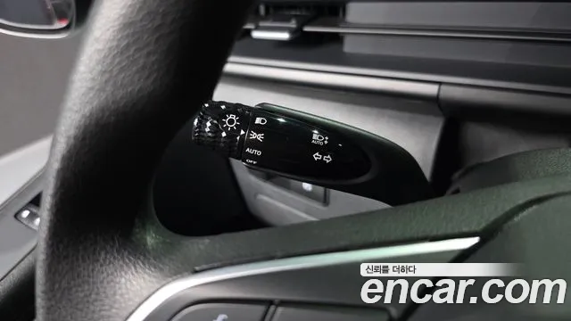 2024 Hyundai Staria Tourer 11-Seater Sold VIN KMJYA371BRU174286 – dashboard