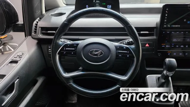 2022 Hyundai Staria Tourer 11-Seater Sold VIN KMJYB371BNU003755 – interior seats