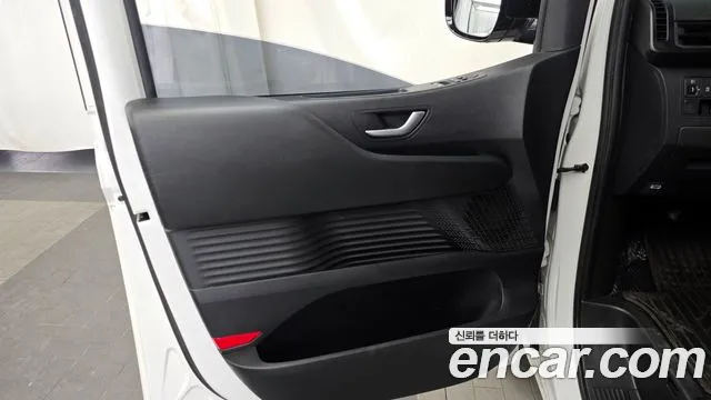 2022 Hyundai Staria Tourer 11-Seater Sold VIN KMJYB371BNU045571 – rear exterior