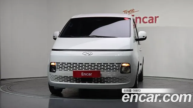 2022 Hyundai Staria Tourer 11-Seater Sold VIN KMJYB371BNU045571 – dashboard