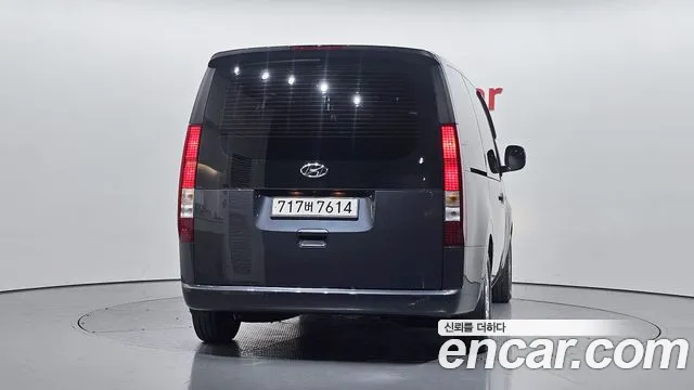 2023 Hyundai Staria Tourer 11-Seater Sold VIN KMJYB371BPU104359 – exterior detail